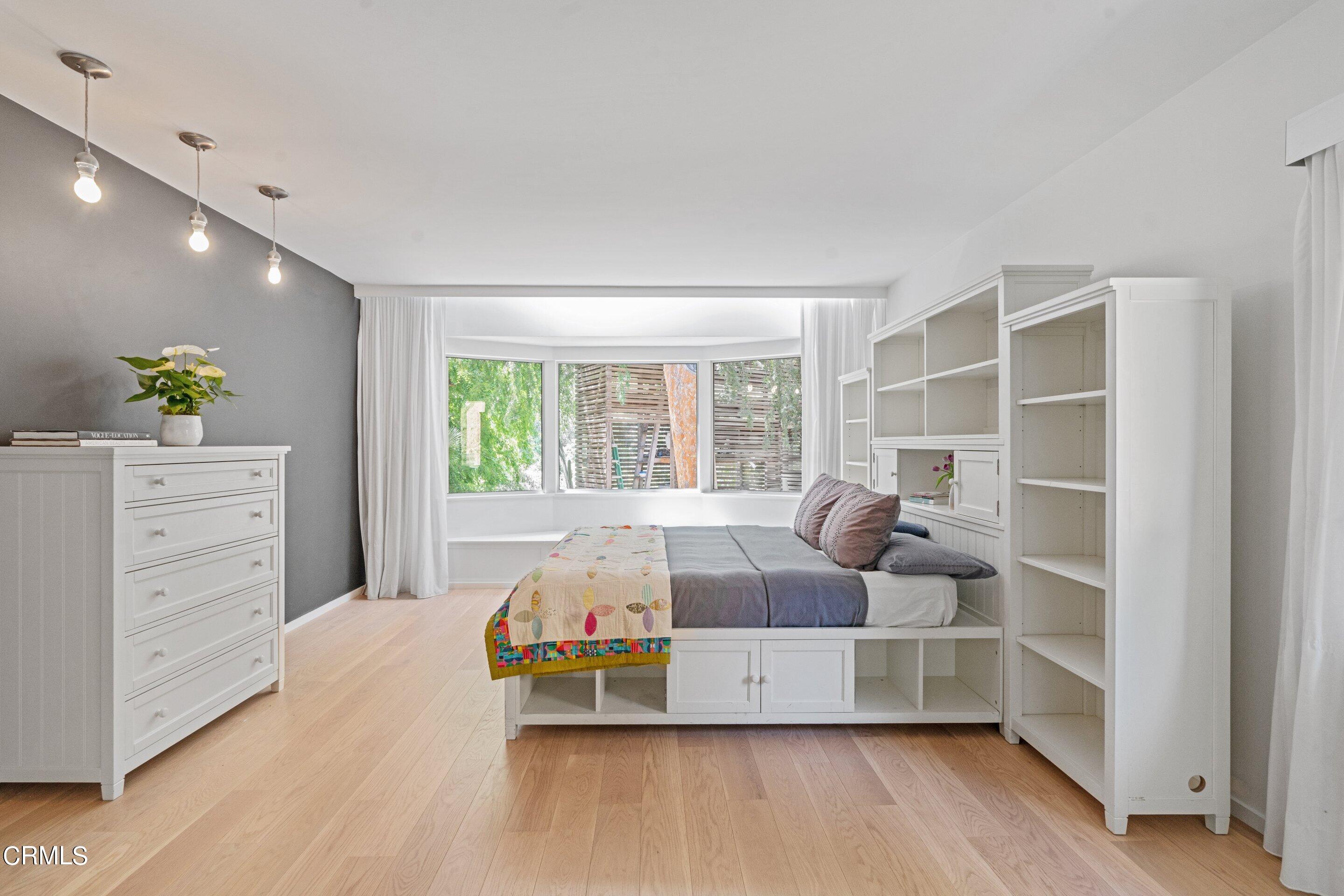1460 Linda Ridge Road Pasadena, CA 91105 - Photo 36 of 63 a living room with furniture and wooden floor