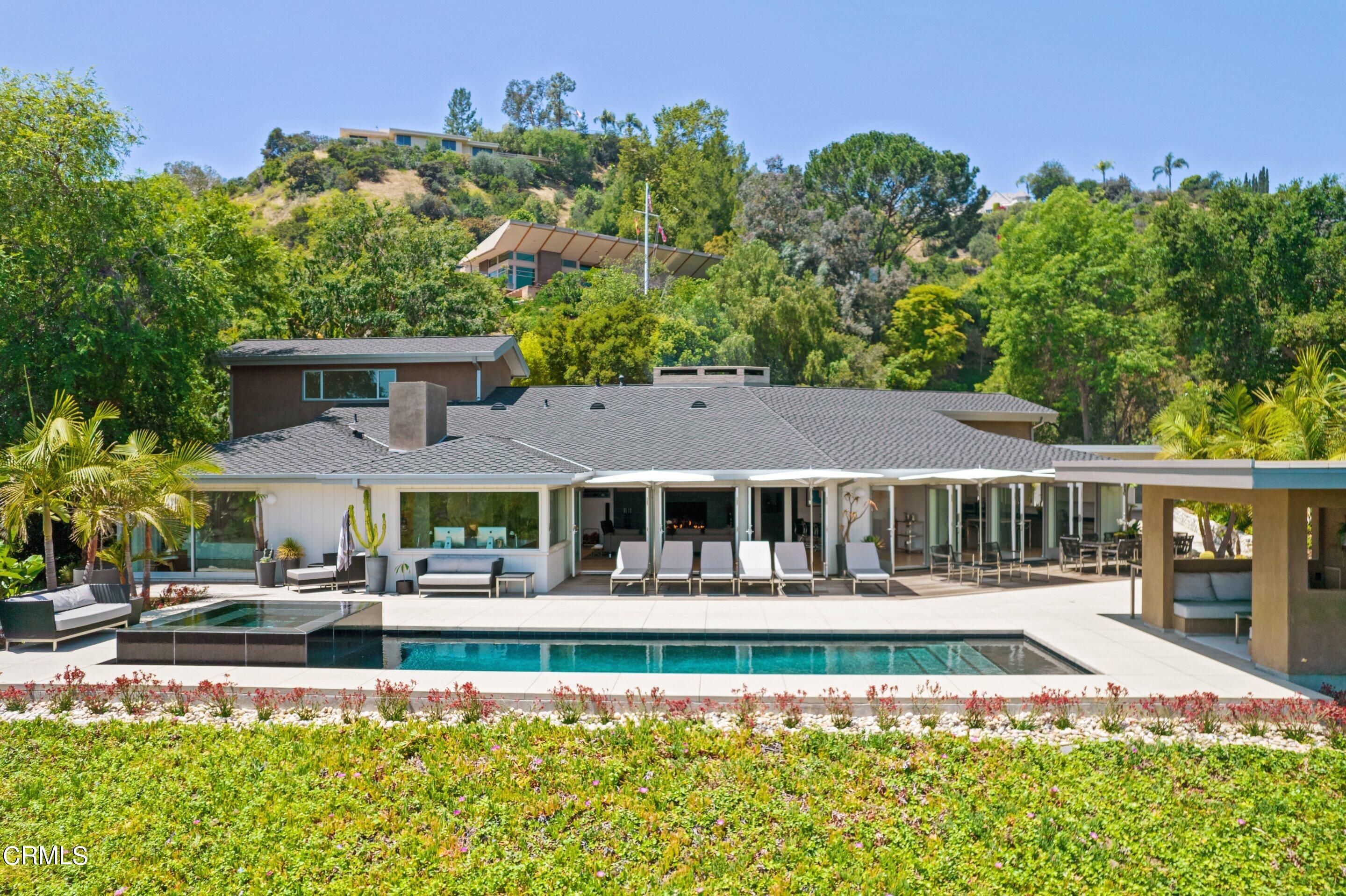 1460 Linda Ridge Road Pasadena, CA 91105 - Photo 4 of 63 a view of a house with a swimming pool