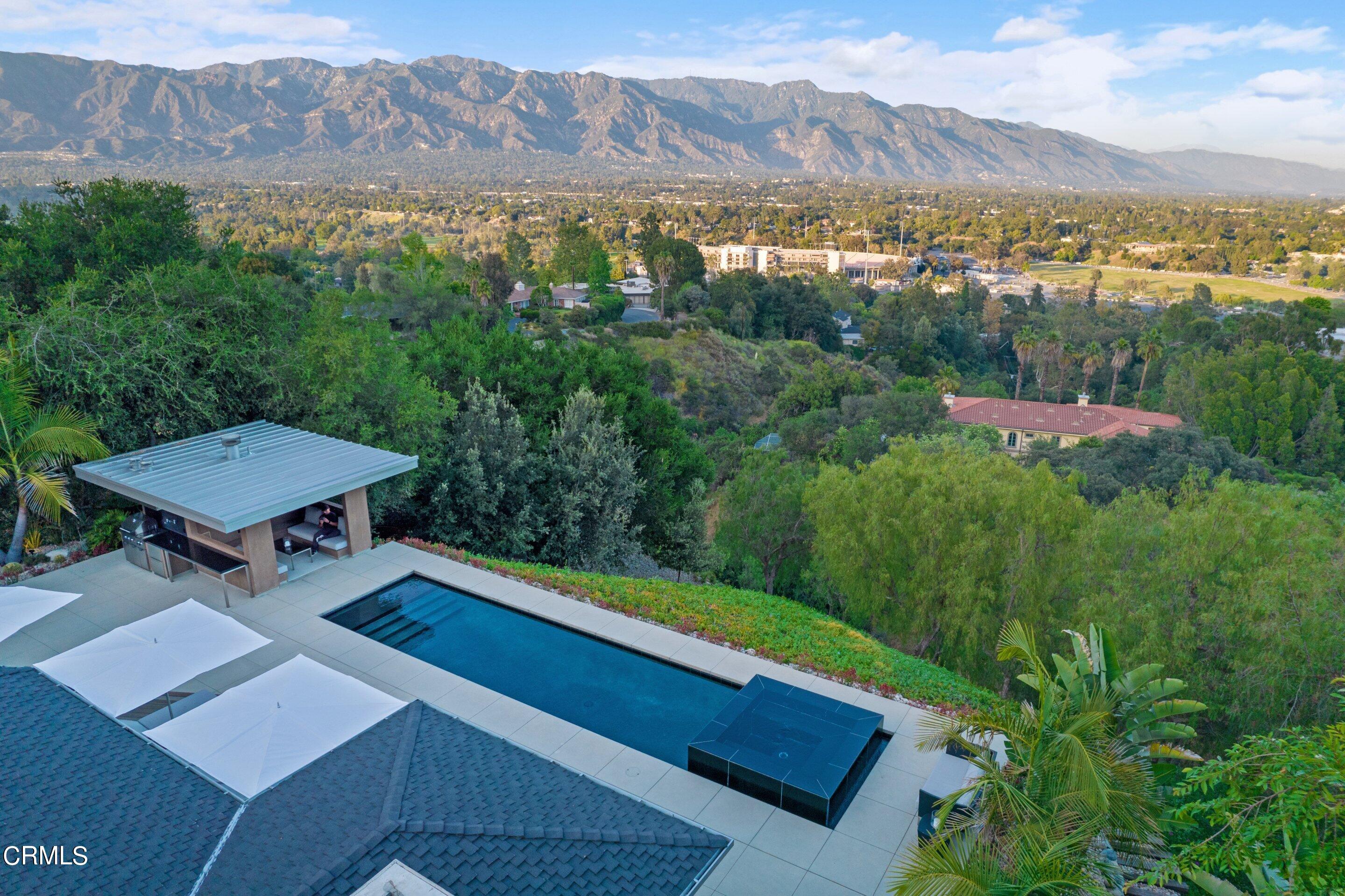 1460 Linda Ridge Road Pasadena, CA 91105 - Photo 6 of 63 a view of a terrace with a yard