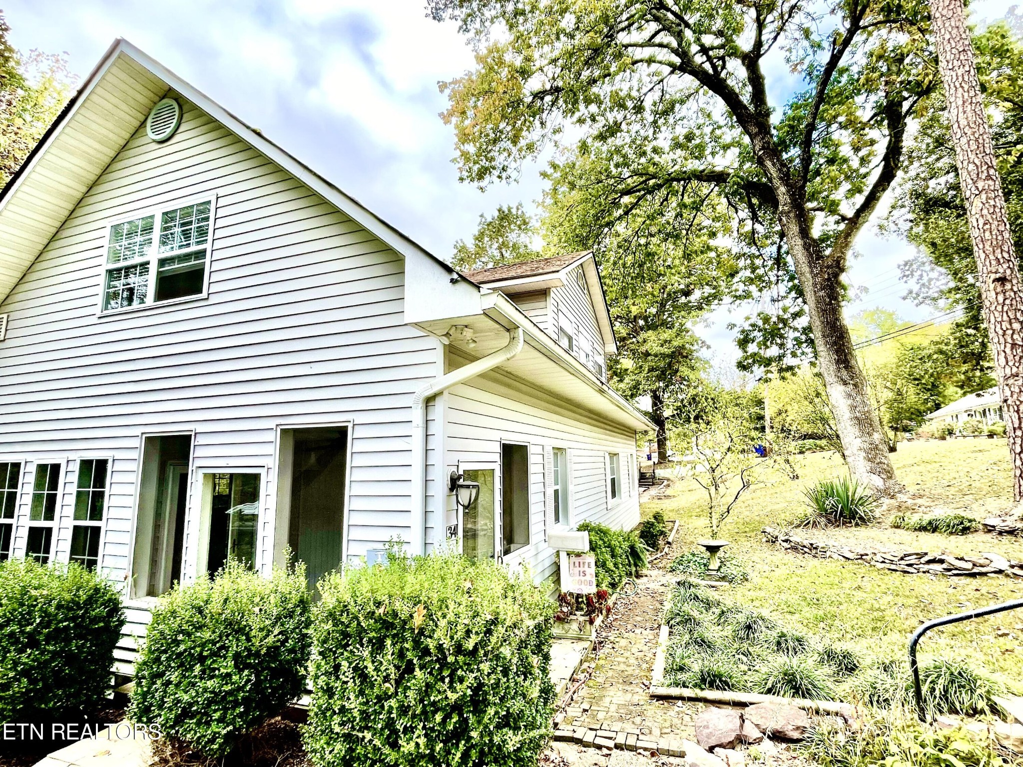 134 Parsons Road Oak Ridge, TN 37830 - Photo 1 of 49
