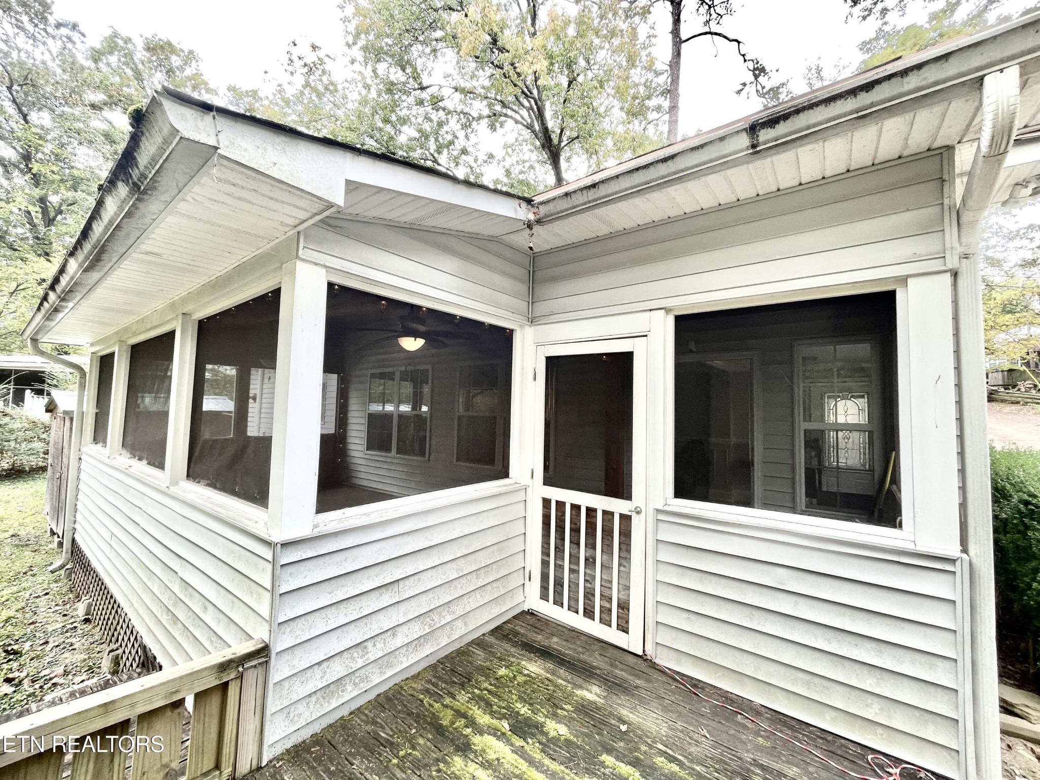 134 Parsons Road Oak Ridge, TN 37830 - Photo 4 of 49