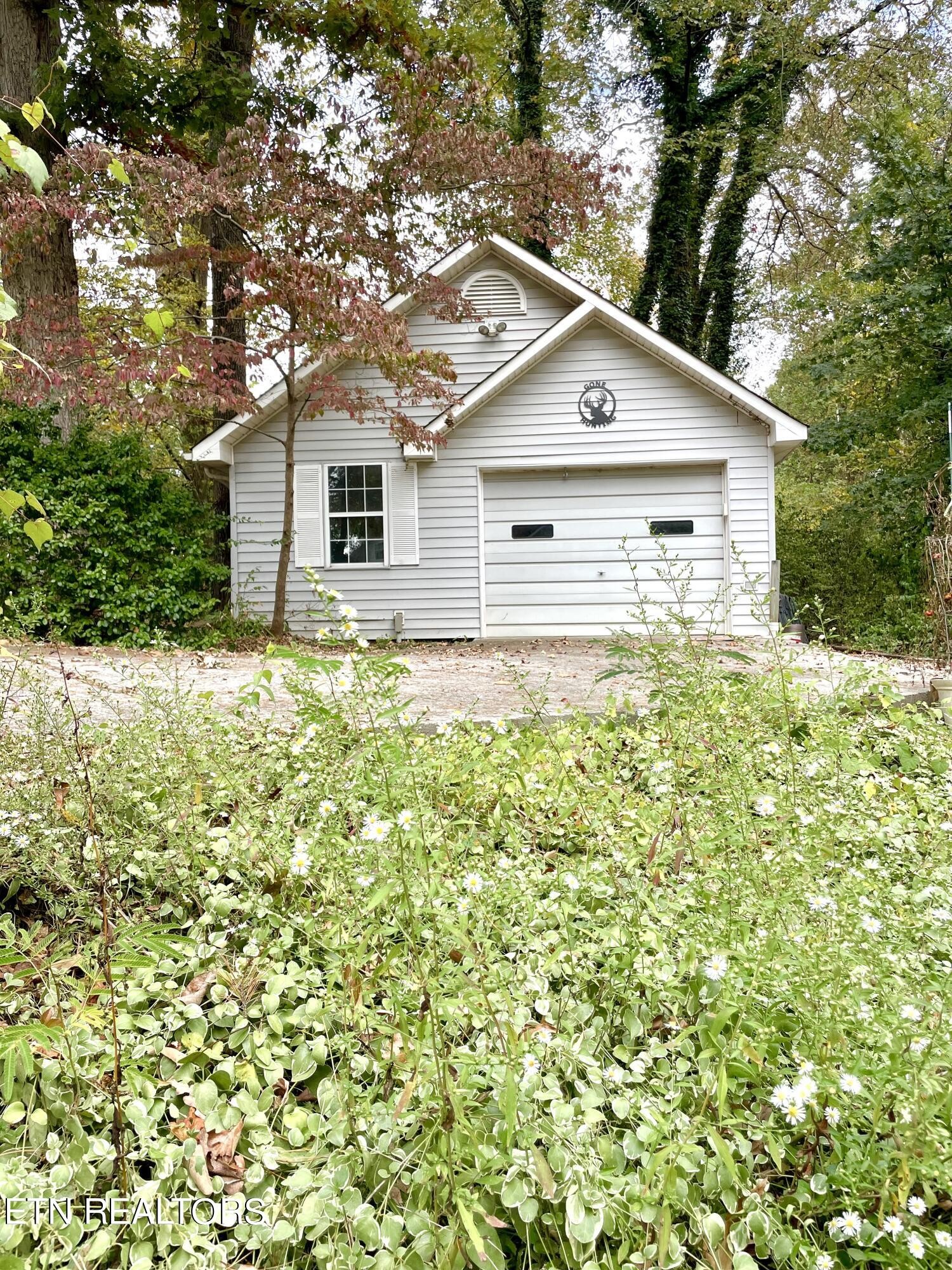 134 Parsons Road Oak Ridge, TN 37830 - Photo 6 of 49