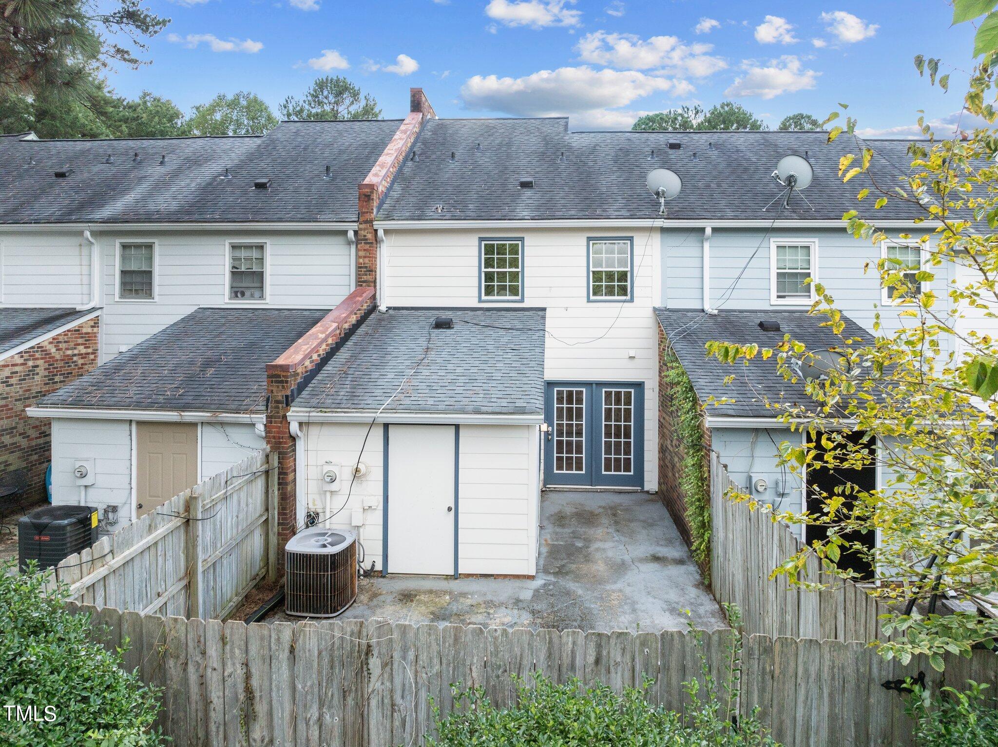 1336 Garden Crest Circle Raleigh, NC 27609 - Photo 7 of 33 10-web-or-mls-DJI_0057