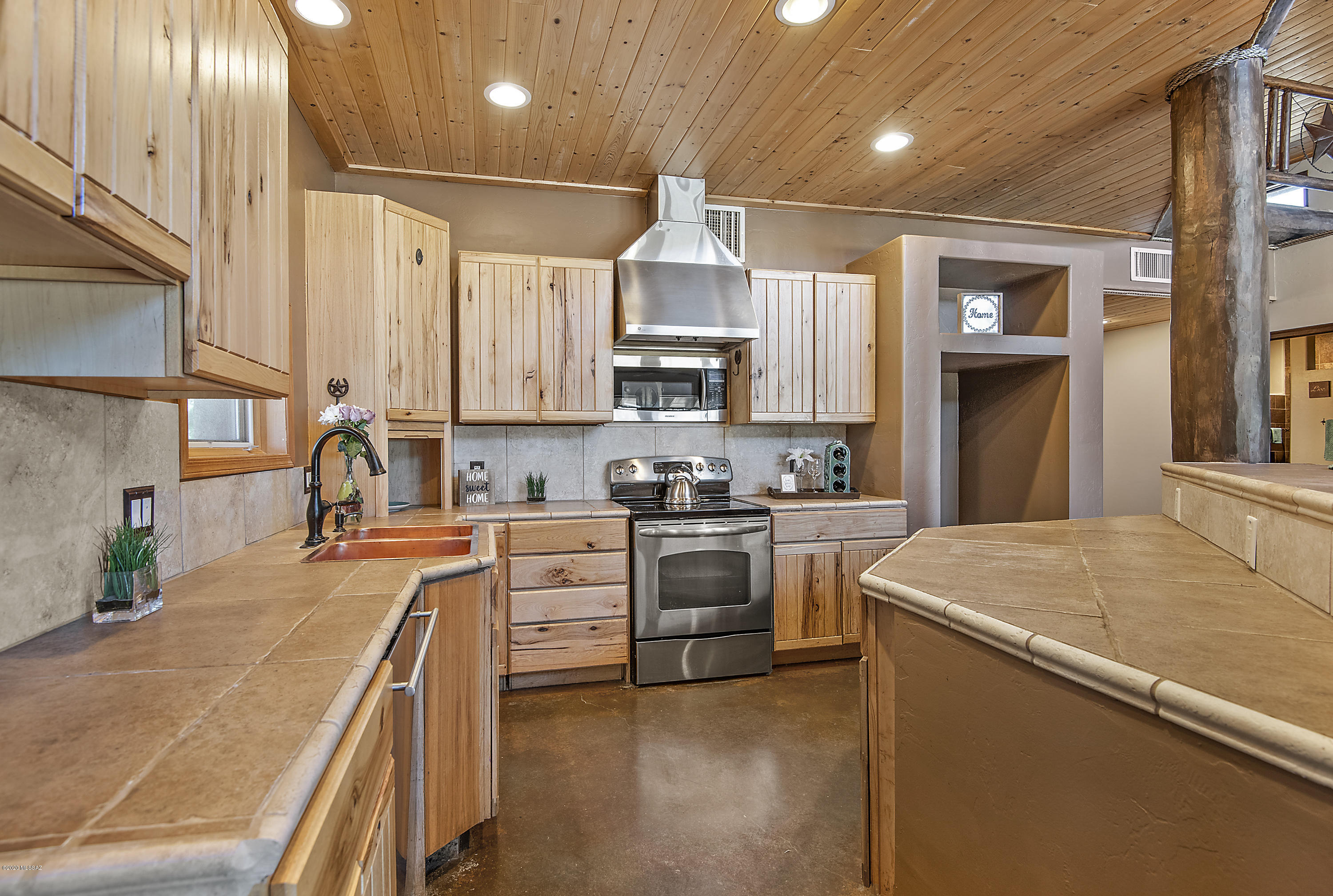 531 South Cody Loop Road Oracle, AZ 85623 - Photo 19 of 50