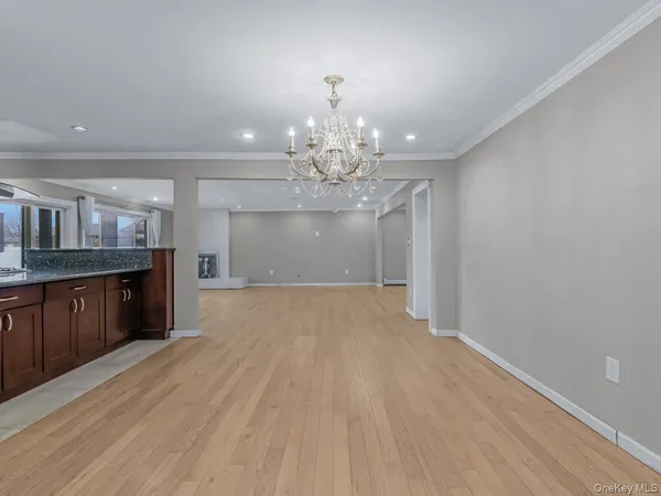 $799,000 | 626 Pearl Street, Oceanside, NY 11572