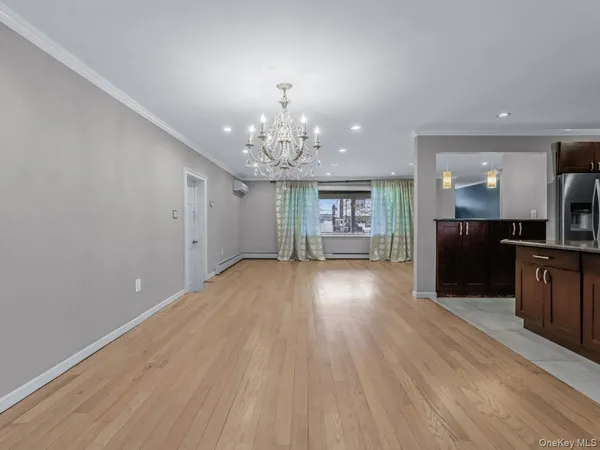 $799,000 | 626 Pearl Street, Oceanside, NY 11572