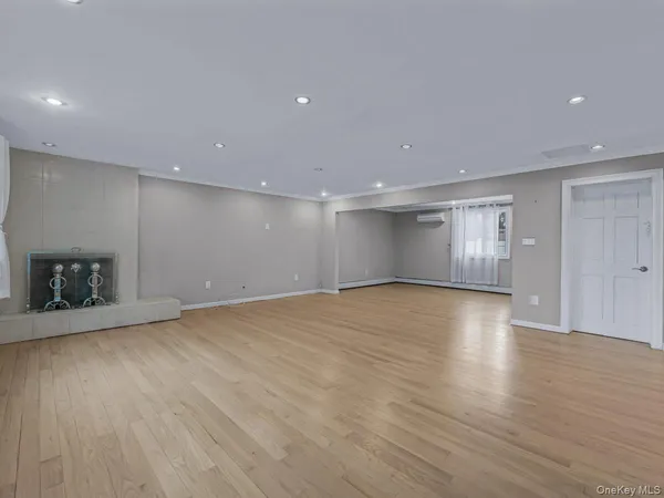 $799,000 | 626 Pearl Street, Oceanside, NY 11572