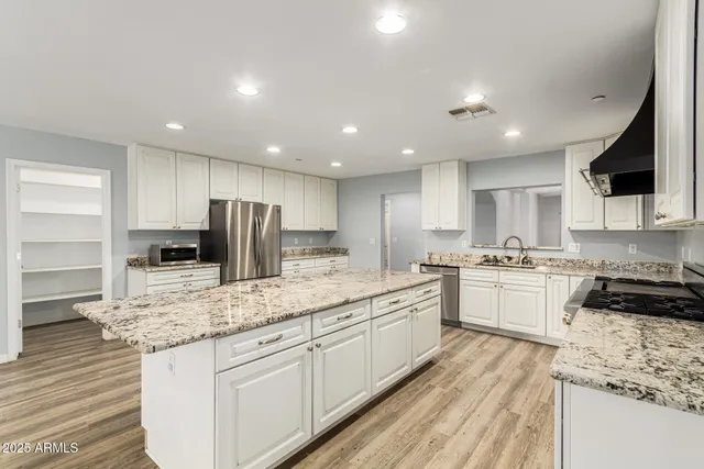 $1,949,000 | 3041 East Backus Road, Mesa, AZ 85213