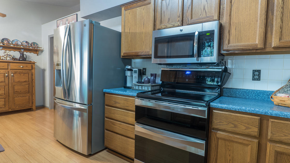 2972 Blue Ridge Boulevard Roanoke, VA 24012 - Photo 17 of 57 Kitchen