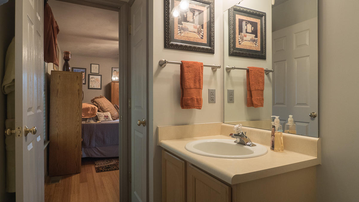 2972 Blue Ridge Boulevard Roanoke, VA 24012 - Photo 27 of 57 Master Bath