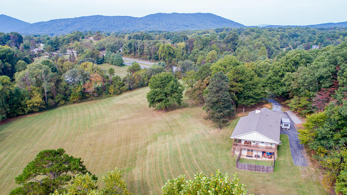 2972 Blue Ridge Boulevard Roanoke, VA 24012 - Photo 7 of 57 Home-Land View