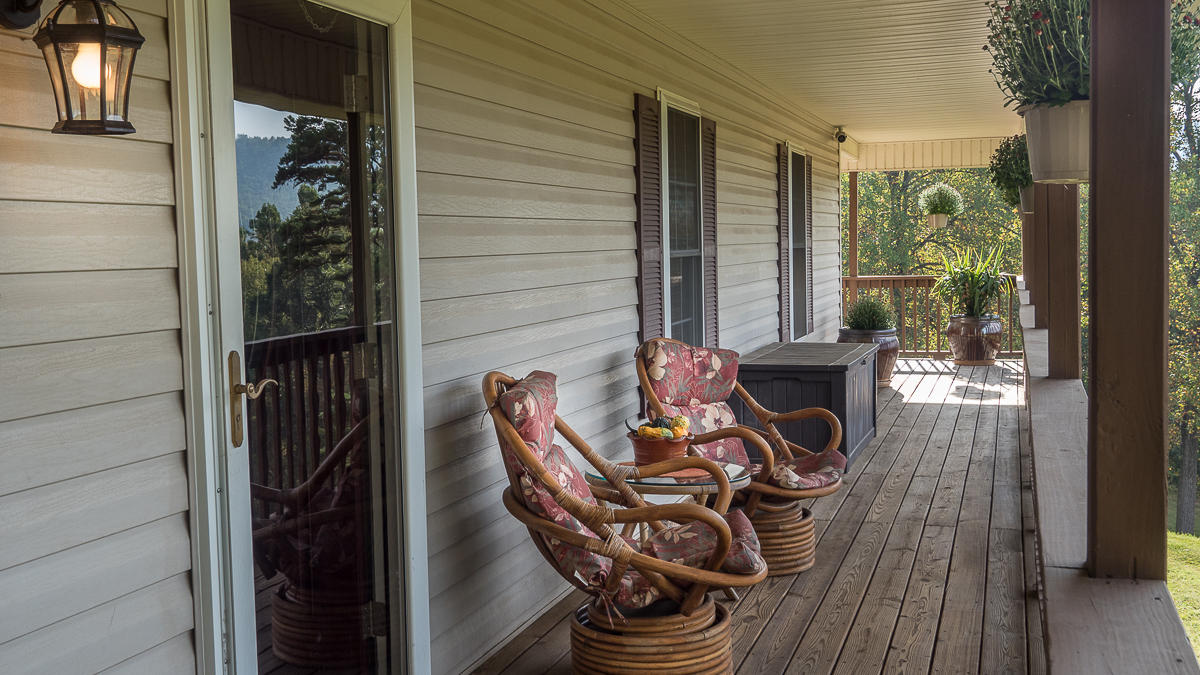 2972 Blue Ridge Boulevard Roanoke, VA 24012 - Photo 9 of 57 Porch