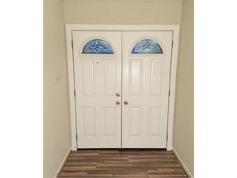 8666 Fox Ridge Lane Indianapolis, IN 46256 - Photo 2 of 20 Gallery Image 2