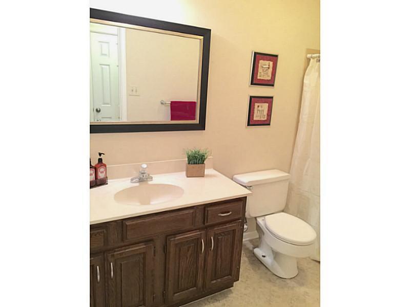8666 Fox Ridge Lane Indianapolis, IN 46256 - Photo 16 of 20 Gallery Image 16