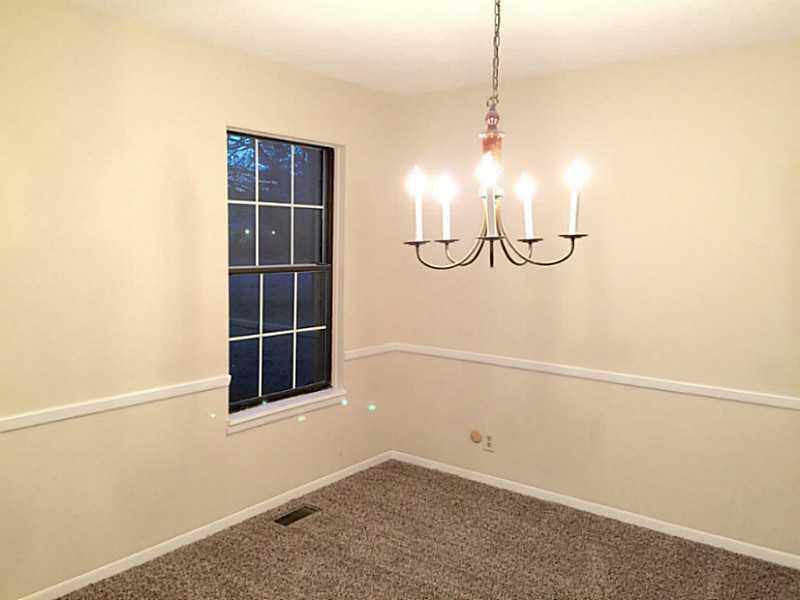 8666 Fox Ridge Lane Indianapolis, IN 46256 - Photo 4 of 20 Gallery Image 4