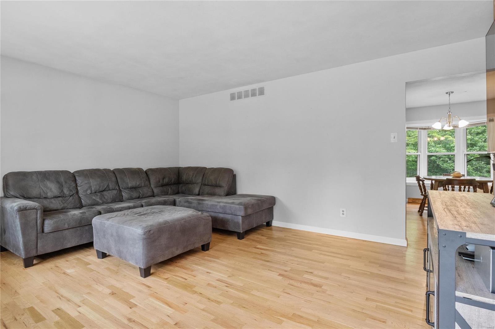 2221 Muegge Road St. Charles, MO 63303 - Photo 7 of 43