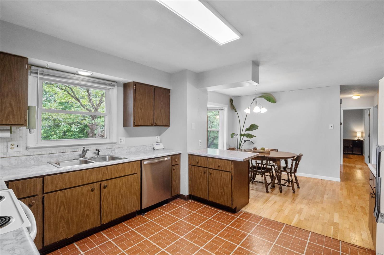 2221 Muegge Road St. Charles, MO 63303 - Photo 9 of 43