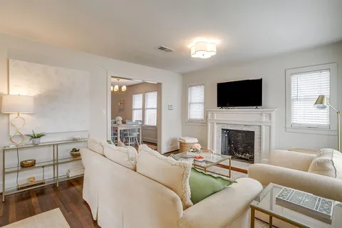 $530,000 | 3204 Waits Avenue, Fort Worth, TX 76109