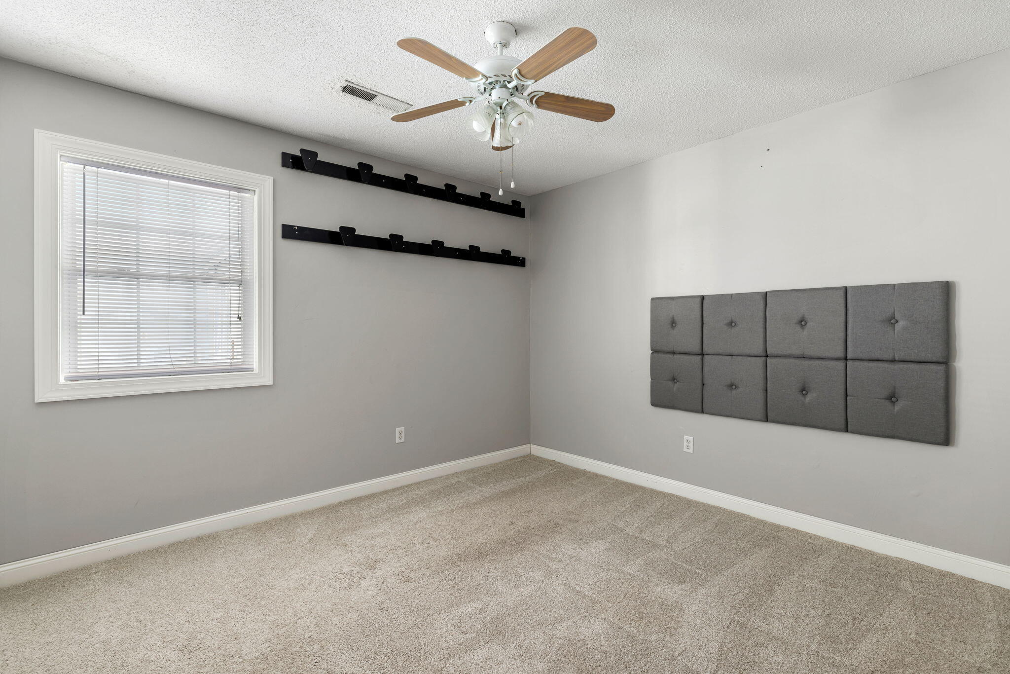 1614 Lauda Drive Mount Pleasant, SC 29464 - Photo 23 of 40 Bedroom 2