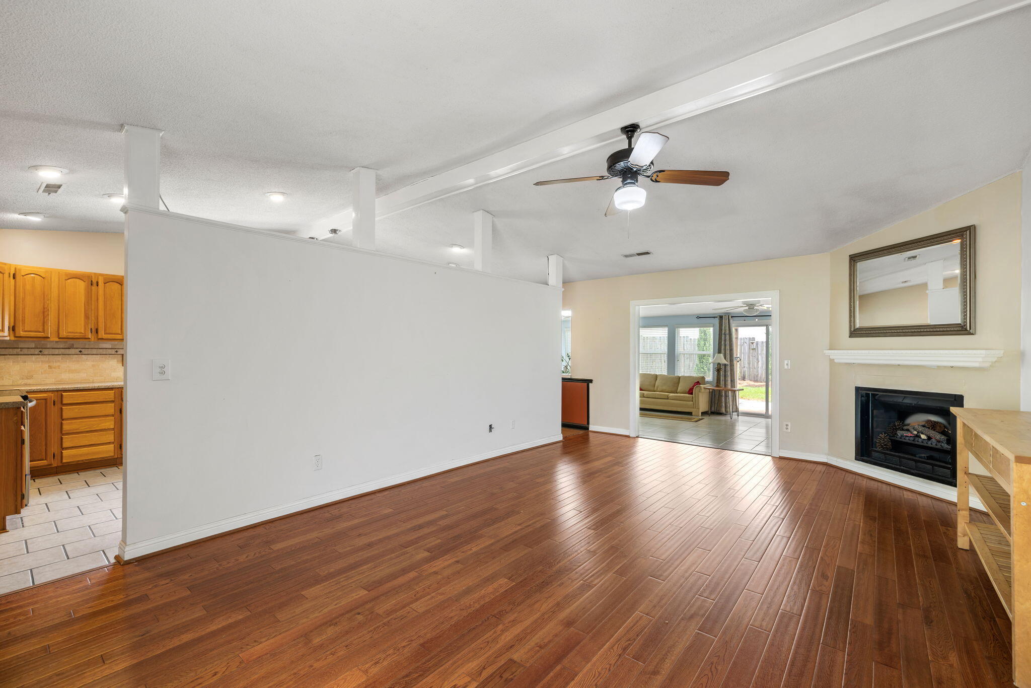 1614 Lauda Drive Mount Pleasant, SC 29464 - Photo 6 of 40 7-web-or-mls-CoastalREphoto 1614 Lauda D