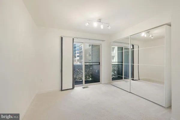 $3,300 | 123 Copley Circle, Unit 35A, Gaithersburg, MD 20878