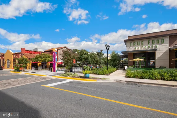 $3,300 | 123 Copley Circle, Unit 35A, Gaithersburg, MD 20878