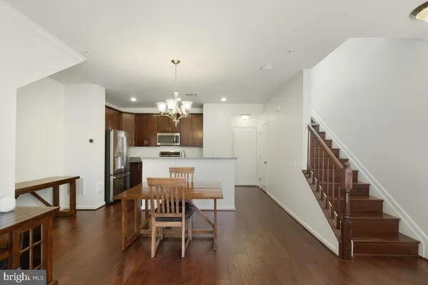 $3,300 | 123 Copley Circle, Unit 35A, Gaithersburg, MD 20878