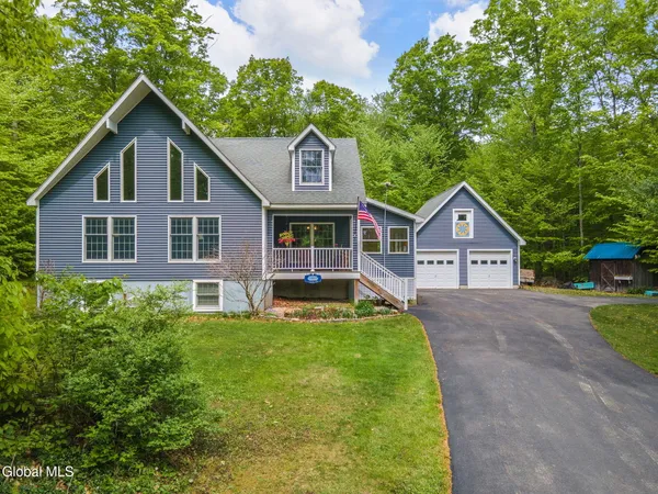 $619,500 | 639 North Shore Road, Bleecker, NY 12078