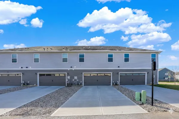 $315,000 | 1964 Rowena Lane, Westfield, IN 46074