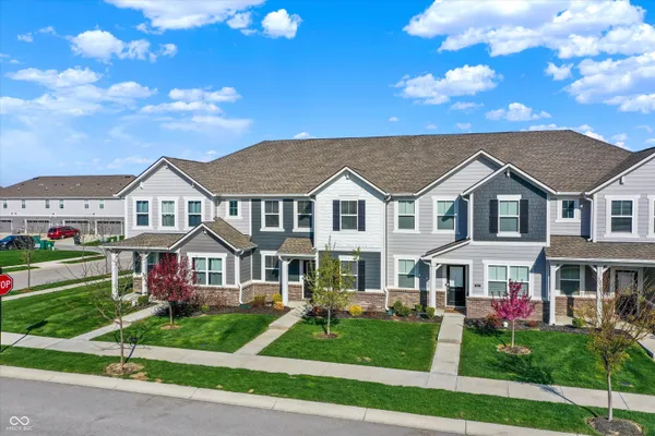 $315,000 | 1964 Rowena Lane, Westfield, IN 46074