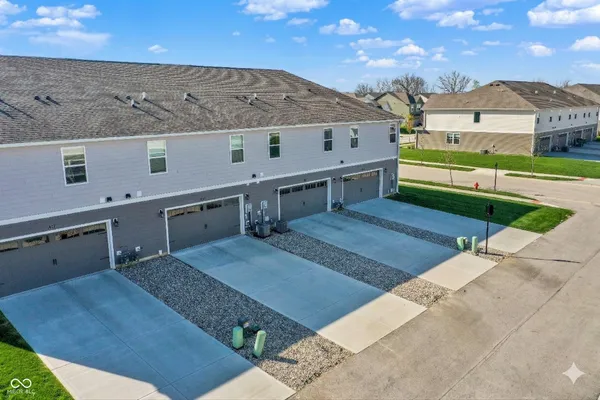 $315,000 | 1964 Rowena Lane, Westfield, IN 46074