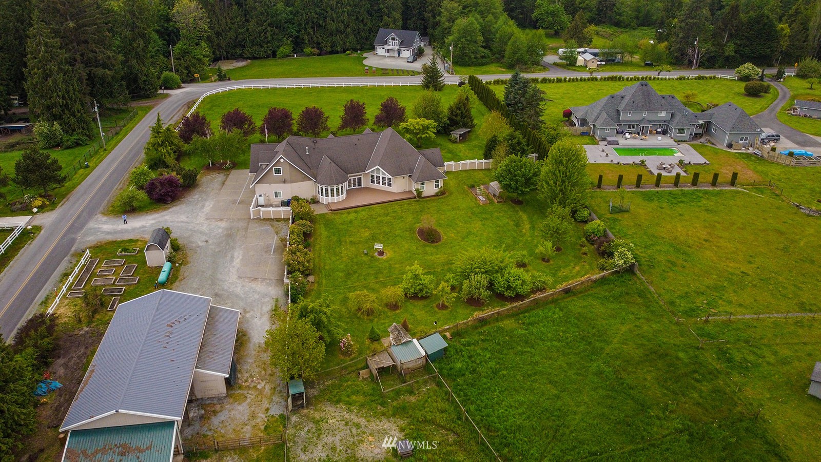 22495 Bulson Road Mount Vernon, WA 98274 - Photo 8 of 40 Gallery Image 8