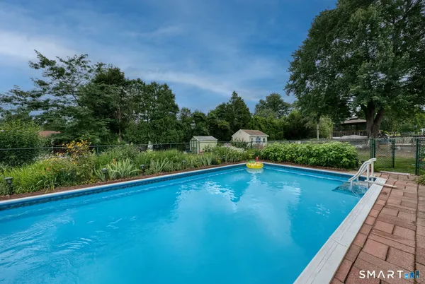 $449,900 | 51 Sterling Drive, Berlin, CT 06037