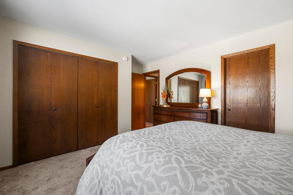 8550 Darnel Road Eden Prairie, MN 55347 - Photo 33 of 49 Gallery Image 33