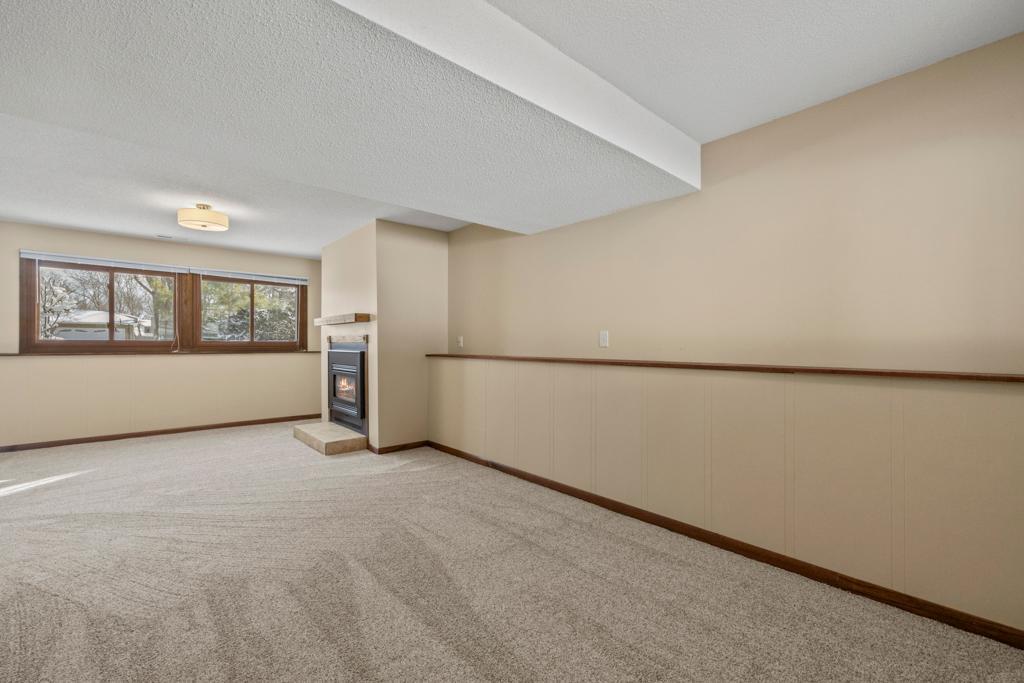 8550 Darnel Road Eden Prairie, MN 55347 - Photo 37 of 49 Gallery Image 37