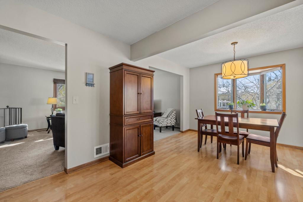 8550 Darnel Road Eden Prairie, MN 55347 - Photo 8 of 49 Gallery Image 8