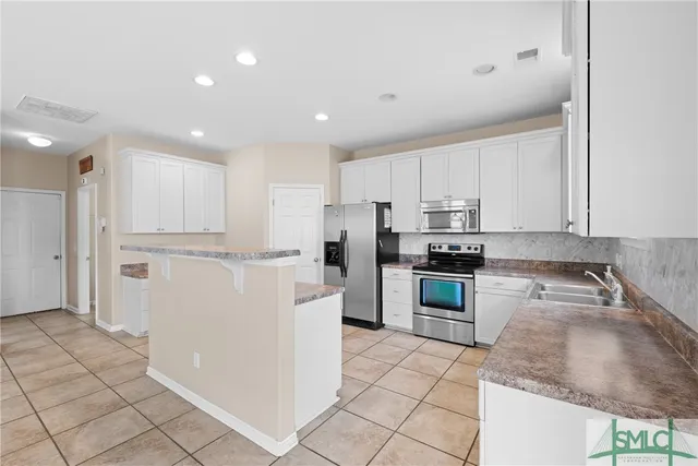 $359,900 | 2 Havasu Lake Drive, Savannah, GA 31407