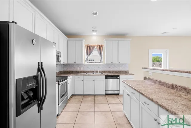 $359,900 | 2 Havasu Lake Drive, Savannah, GA 31407