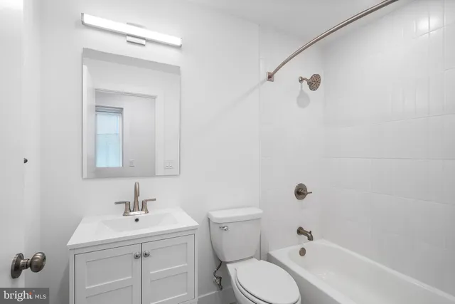 $1,350 | 4324 Lancaster Avenue, Unit 101, Philadelphia, PA 19104