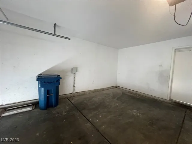 $1,850 | 5586 Lago Court, Las Vegas, NV 89118