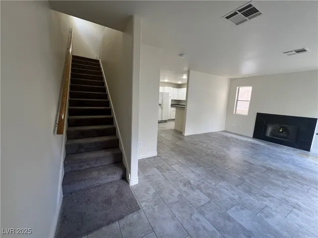 $1,850 | 5586 Lago Court, Las Vegas, NV 89118