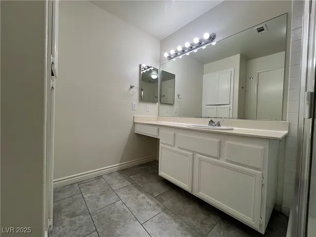 $1,850 | 5586 Lago Court, Las Vegas, NV 89118