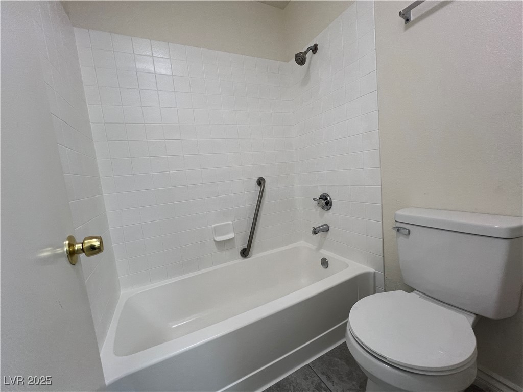 5586 Lago Court Las Vegas, NV 89118 - Photo 24 of 33