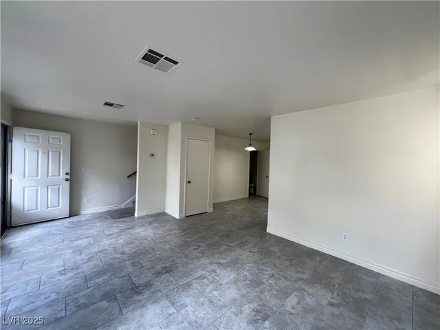 $1,850 | 5586 Lago Court, Las Vegas, NV 89118