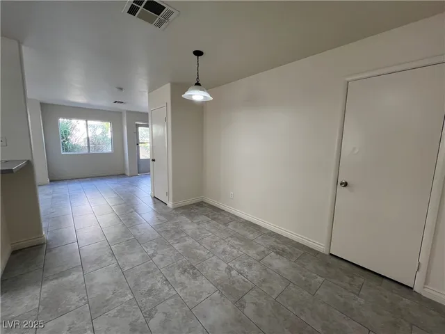 $1,850 | 5586 Lago Court, Las Vegas, NV 89118