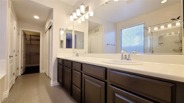 $2,650 | 7146 Flowering Rose Avenue, Las Vegas, NV 89117