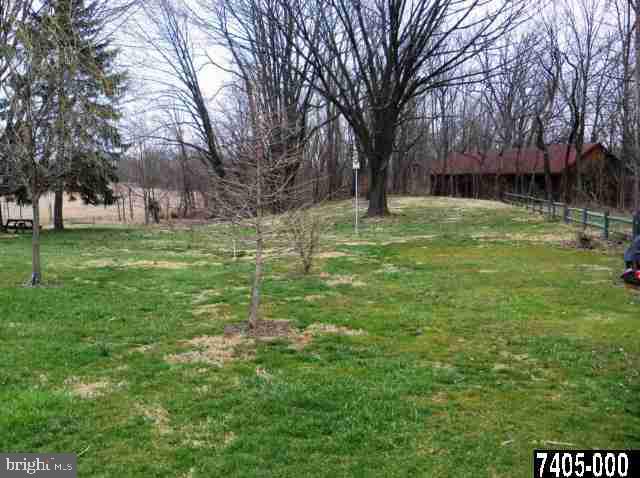 183 Ducktown Road York, PA 17406 - Photo 20 of 21 Gallery Image 20