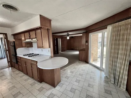 $250,000 | 813 Misty Glen Drive, DeSoto, TX 75115