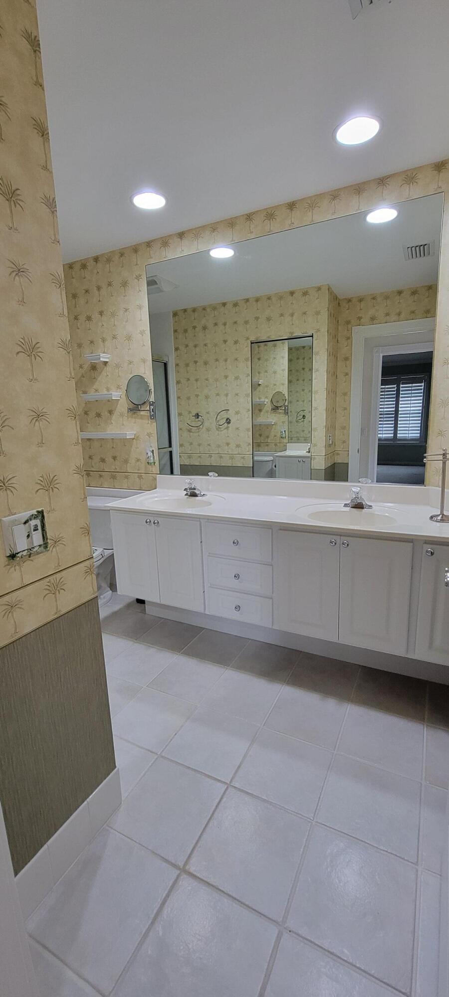 1076 Southwest Tamarrow Place Stuart, FL 34997 - Photo 26 of 44 20211210_101405