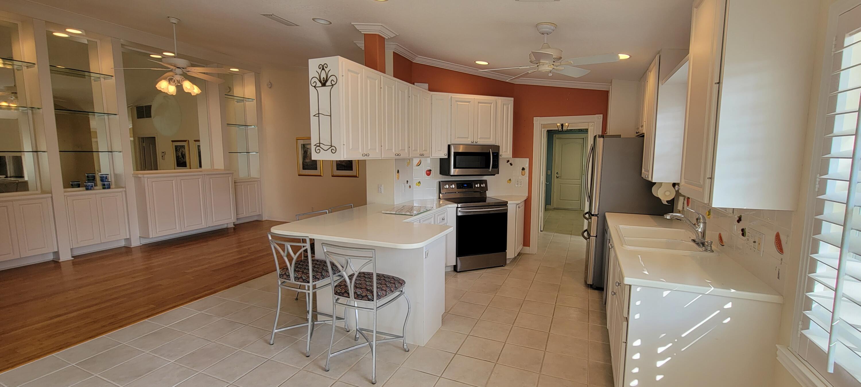1076 Southwest Tamarrow Place Stuart, FL 34997 - Photo 9 of 44 20211210_101706